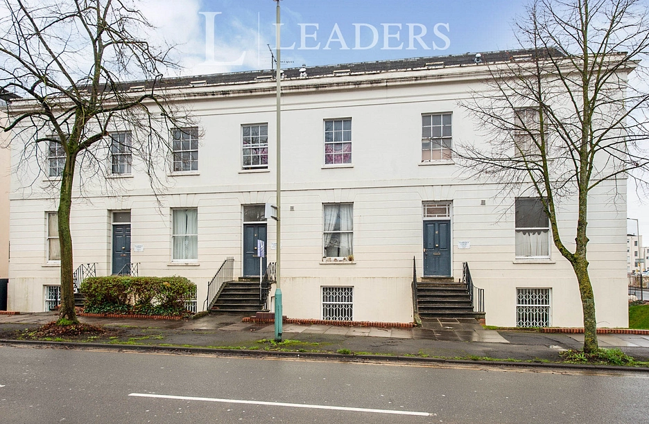 2 bedroom apartment to rent - Clarence Court, Clarence Road, Cheltenham, GL52 - Property View 1