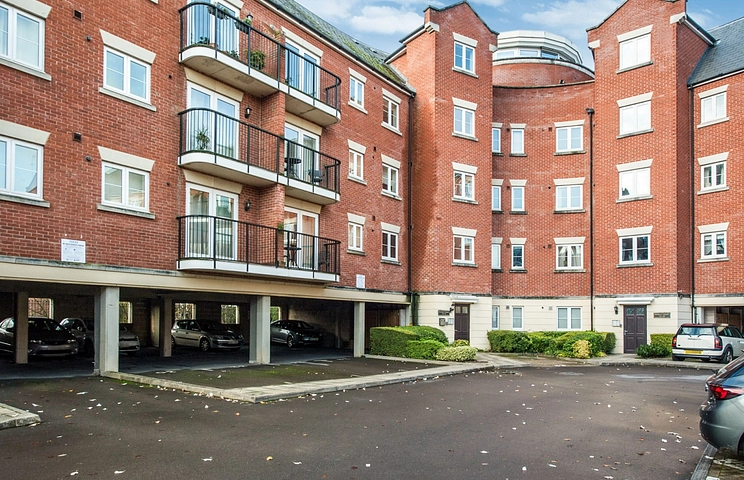 2 bedroom apartment to rent - Brookbank Close, Cheltenham, GL50