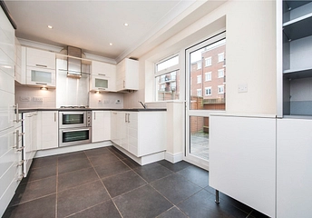 3 bed house for rent in Brookbank Close, Cheltenham, GL50