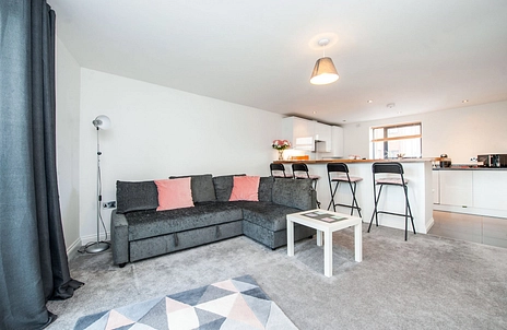 2 bedroom apartment to rent - Warwick Apartments, Warwick Place, Cheltenham, GL52 - Property View 3