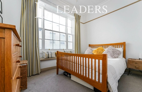 3 bedroom house to rent - Montpellier House, Suffolk Square, Cheltenham, GL50 - Property View 3