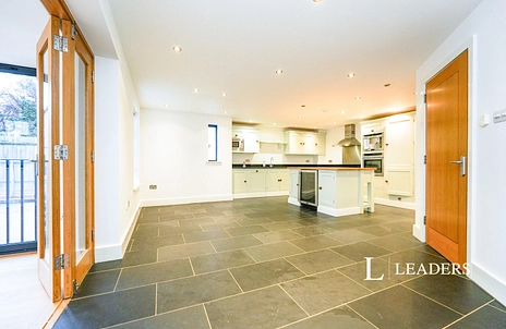 house to rent - Kestrel Close, Cheltenham, Gloucestershire, GL53 - Property View 3