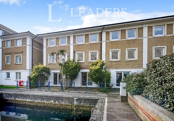 3 bedroom house to rent - Victory Mews, The Strand, Brighton Marina Villag, Brighton, BN2 - Property View 1