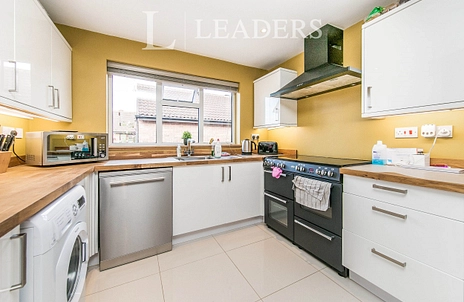 3 bedroom bungalow to rent - Stanmore Close, Clacton-on-Sea, CO16 - Property View 2