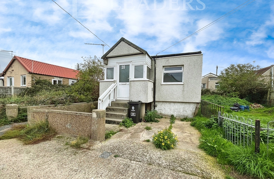 1 bedroom house to rent - Hillman Avenue, Jaywick, Clacton-on-Sea, CO15 - Property View 1