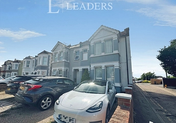 4 bedroom house to rent - Wellesley Road, Clacton-on-Sea, CO15 - Property View 1