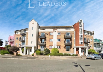 2 bedroom apartment to rent - Marine Parade East, Clacton-on-Sea, CO15 - Property View 1