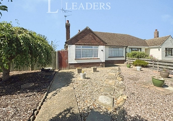 2 bedroom bungalow to rent - Chilburn Road, Clacton On Sea, Essex, CO15 - Property View 1