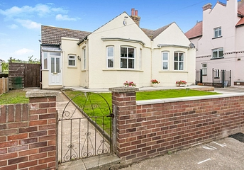 3 bed house for rent in Freeland Road, Clacton-on-Sea, Essex, CO15