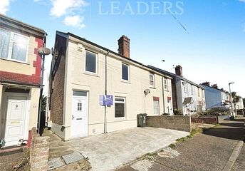 4 bedroom house to rent - Warwick Road, Clacton-on-Sea, CO15 - Property View 1