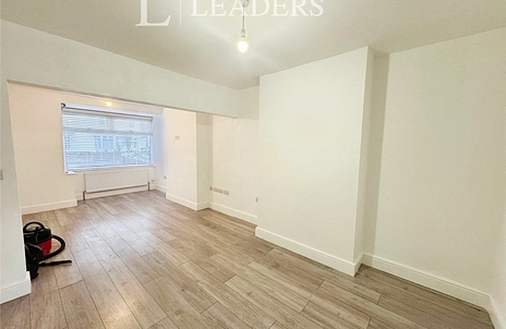 3 bedroom house to rent - Tewkesbury Road, Clacton-on-Sea, Essex, CO15 - Property View 2