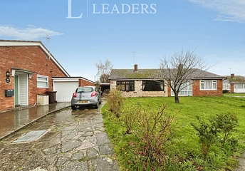 2 bedroom bungalow to rent - Longfields, St. Osyth, Clacton-on-Sea, Essex, CO16 - Property View 1
