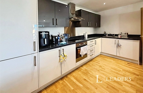 2 bedroom apartment for sale - Ship Wharf, Colchester, Essex, CO2 - Property View 2