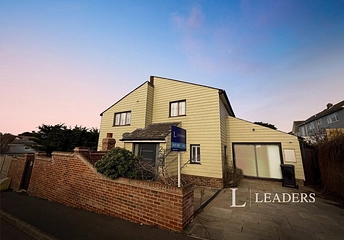 3 bedroom house for sale - Shears Crescent, West Mersea, Colchester, Essex, CO5 - Property View 1