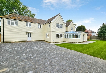 6 bedroom house for sale - Harwich Road, Little Clacton, Clacton-on-Sea, Essex, CO16 - Property View 1