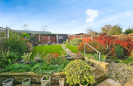 3 bedroom house for sale - Chingford Avenue, Clacton-on-Sea, Essex, CO15 - Property View 2