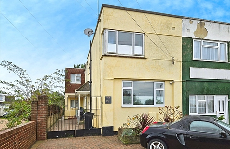 3 bedroom house for sale - Burrs Road, Clacton-on-Sea, Essex, CO15 - Property View 2