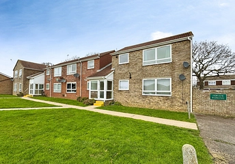 1 bedroom apartment for sale - Epping Close, Clacton-on-Sea, Essex, CO15 - Property View 1