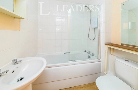 1 bedroom property to rent - Connaught Gardens, Crawley, RH10 - Property View 3