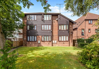 1 bedroom studio to rent - Archers Court, Crawley, RH10 - Property View 1