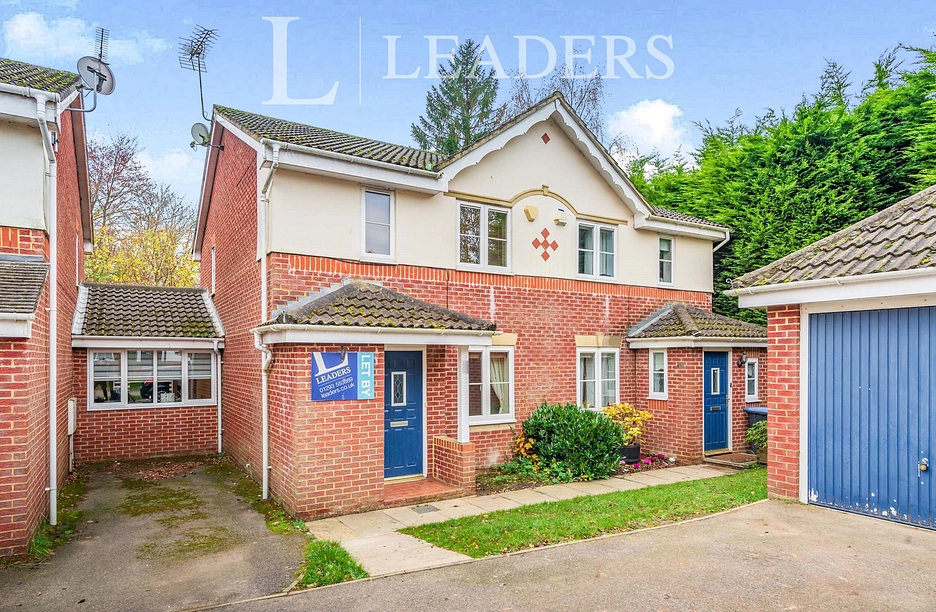 3 bedroom house to rent - Abergavenny Gardens, Copthorne, Crawley, RH10 - Property View 1