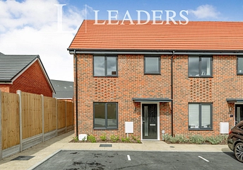 2 bedroom house to rent - Dryden Gardens, Copthorne, Crawley, RH10 - Property View 1