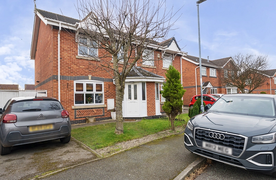 3 bedroom house for sale - Kestrel Drive, Crewe, Cheshire, CW1 - Property View 1