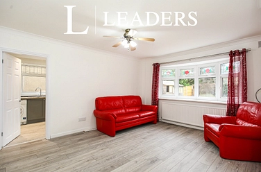 3 bedroom semi detached to rent - Prince Edward Street, CW5