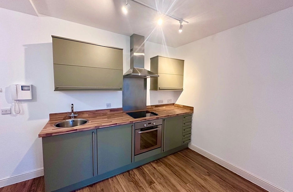 1 bedroom apartment to rent - Castle Chambers, Lansdowne Hill, Southampton, SO14 - Property View 1