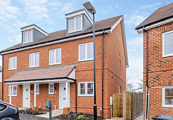 4 bed property for rent in Glenister Way, St. Leonards-on-Sea, East Sussex, TN37