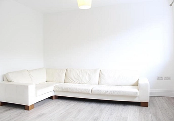 2 bedroom apartment to rent - Central Parade, New Addington, Croydon, CR0 - Property View 1