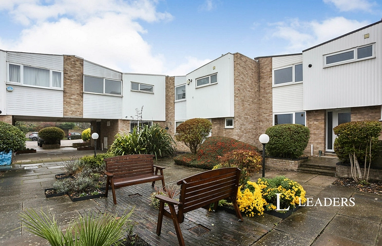 4 bedroom property to rent - Astor Court, Ham View, Croydon, CR0