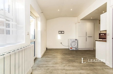 2 bedroom apartment to rent - Mitcham Road, Croydon, CR0 - Property View 2