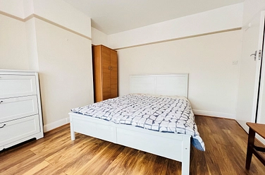 1 bedroom property to rent - Rowan Crescent, SW16
