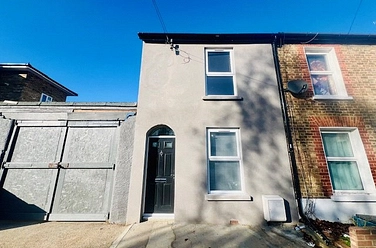 house to rent - Keens Road, Croydon, CR0