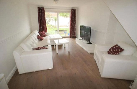 3 bedroom house to rent - Stroma Close, Sinfin, Derby, DE24 - Property View 2