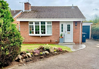 2 bedroom bungalow for sale - Hilderstone Close, Alvaston, Derby, Derbyshire, DE24 - Property View 1
