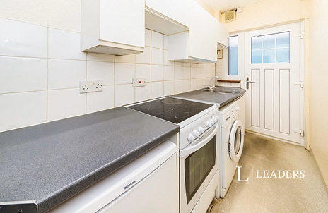 2 bedroom apartment to rent - London Road, East Grinstead, RH19 - Property View 3