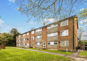 2 bedroom apartment to rent - St. Georges Court, London Road, East Grinstead, RH19 - Property View 1