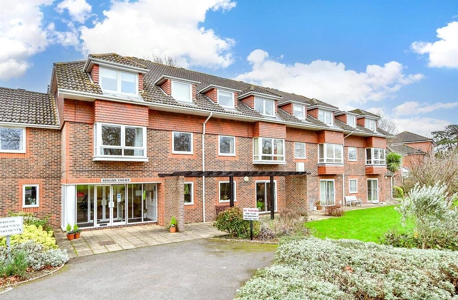 2 bedroom apartment for sale - Horndean Road, Emsworth, Hampshire, U.K, PO10 - Property View 1