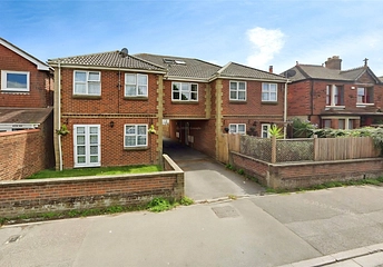 2 bedroom maisonette for sale - Elm Grove, Hayling Island, PO11 - Property View 1