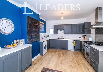 3 bed house for rent in Station Road, Hayling Island, PO11