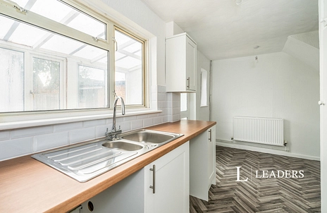 3 bedroom house to rent - Parkhouse Farm Way, PO9 - Property View 3