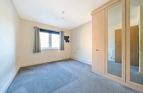 2 bedroom apartment for sale - Canalside, Redhill, Surrey, RH1 - Property View 2
