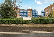 3 bedroom apartment for sale - Park Road, Hampton Wick, Kingston upon Thames, KT1 - Property View 4