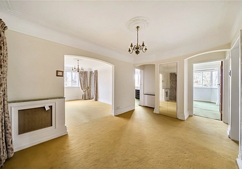 3 bedroom apartment for sale - Park Road, Hampton Wick, Kingston upon Thames, KT1 - Property View 1