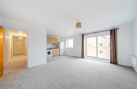 2 bedroom apartment for sale - Station Approach, Epsom, Surrey, KT19 - Property View 3