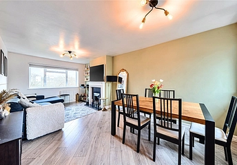 2 bedroom maisonette for sale - Stanton Close, Epsom, Surrey, KT19 - Property View 1