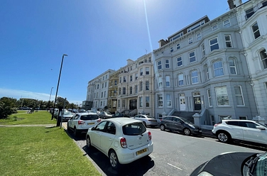 2 bedroom apartment to rent - Wilmington Square, Eastbourne, BN21