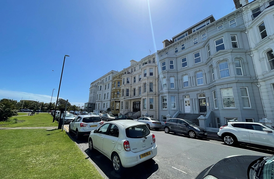 2 bedroom apartment to rent - Wilmington Square, Eastbourne, BN21 - Property View 1